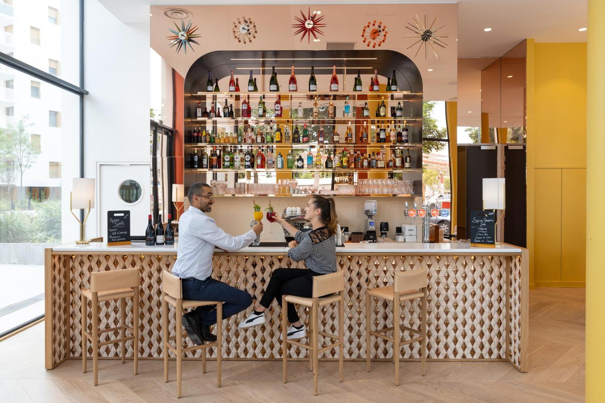 Hotel Kyriad Prestige Paris Asnieres ภายนอก รูปภาพ