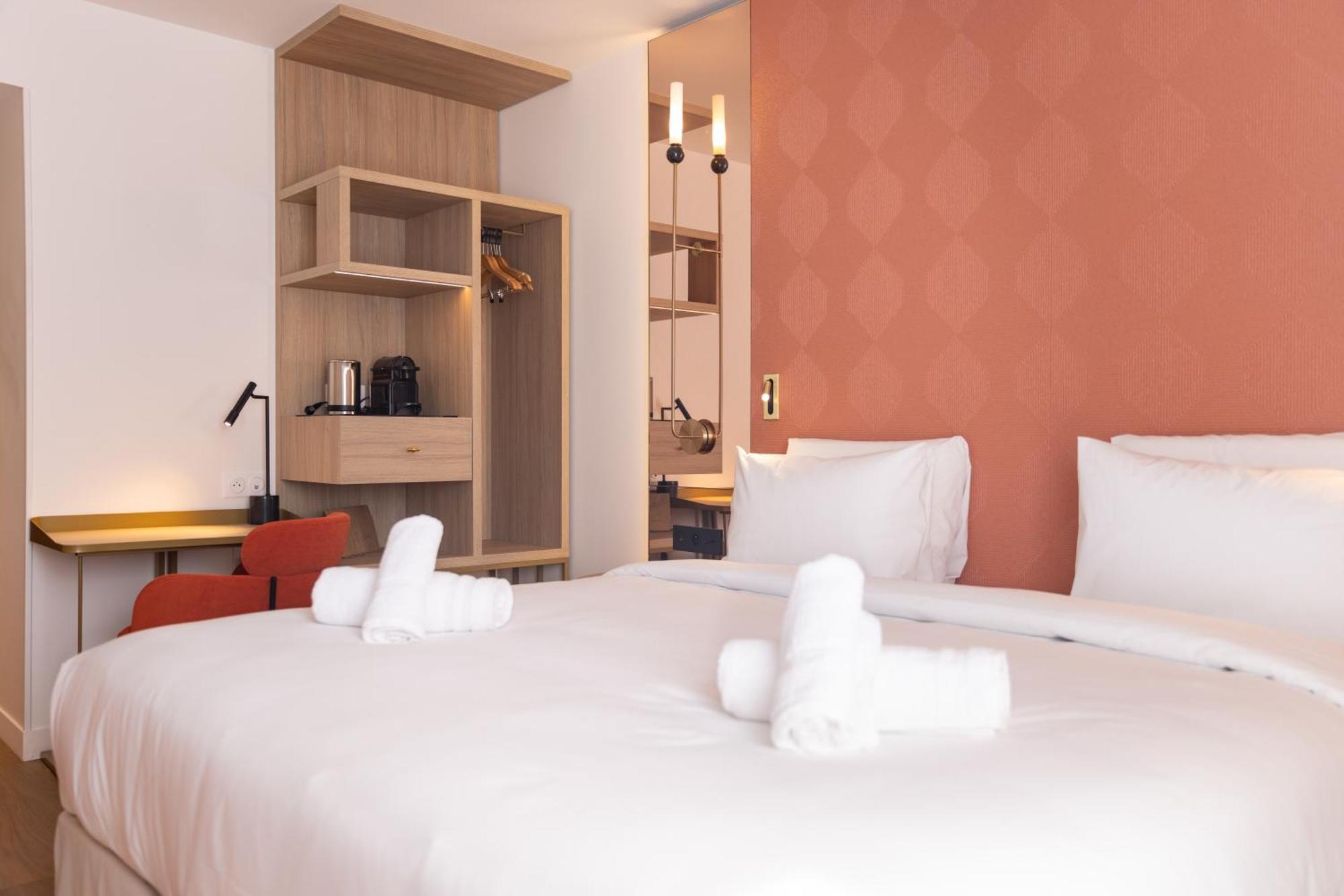 Hotel Kyriad Prestige Paris Asnieres ภายนอก รูปภาพ