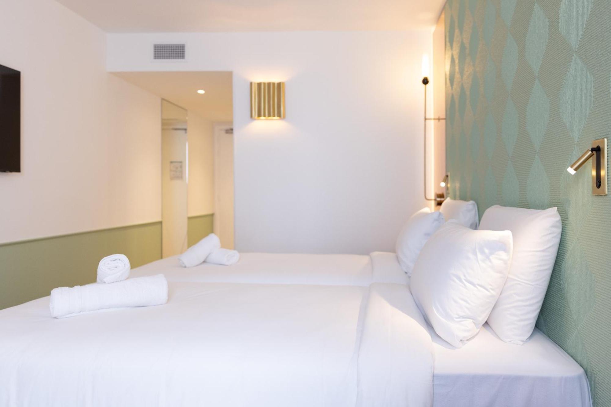 Hotel Kyriad Prestige Paris Asnieres ภายนอก รูปภาพ