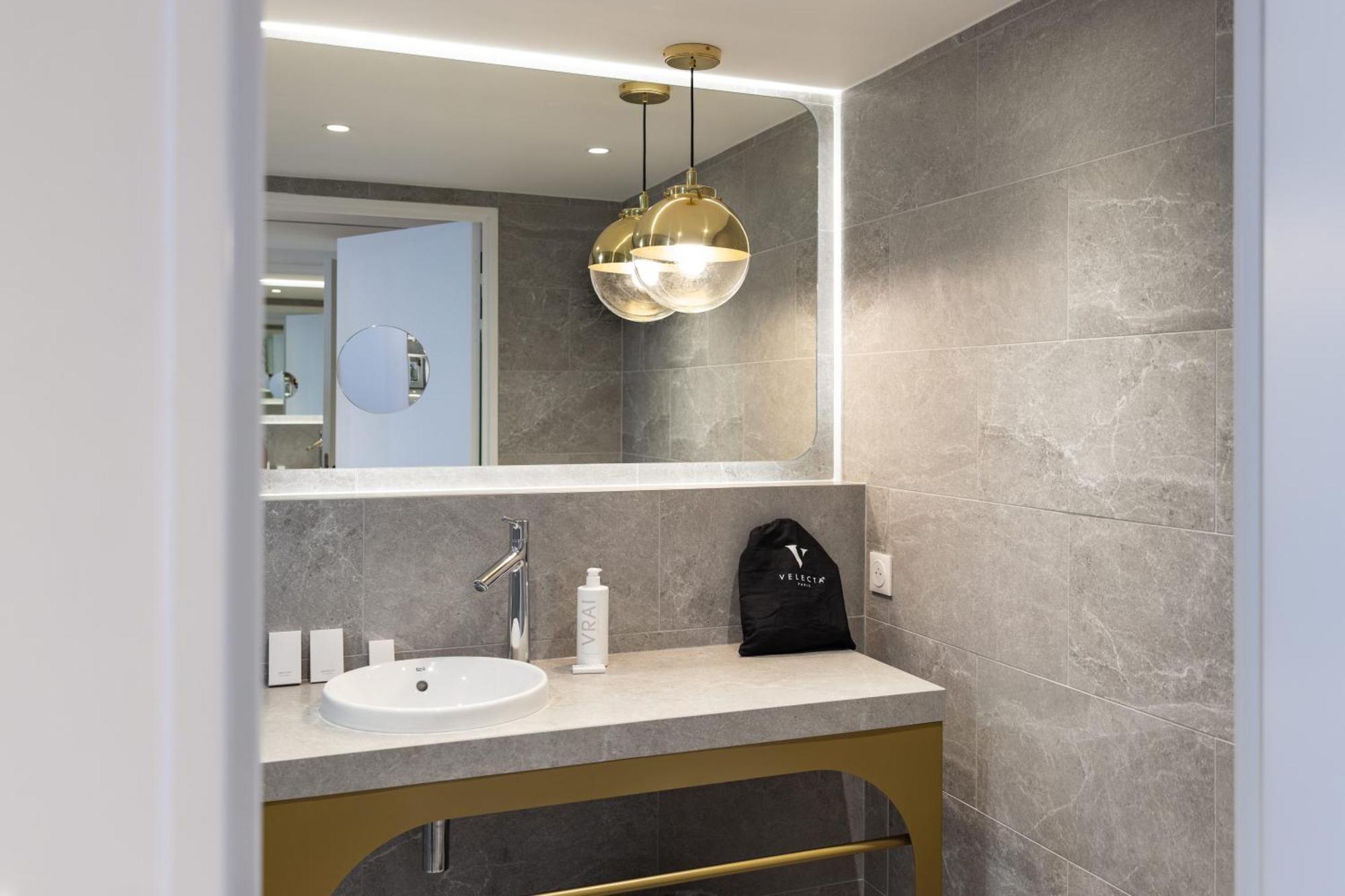 Hotel Kyriad Prestige Paris Asnieres ภายนอก รูปภาพ