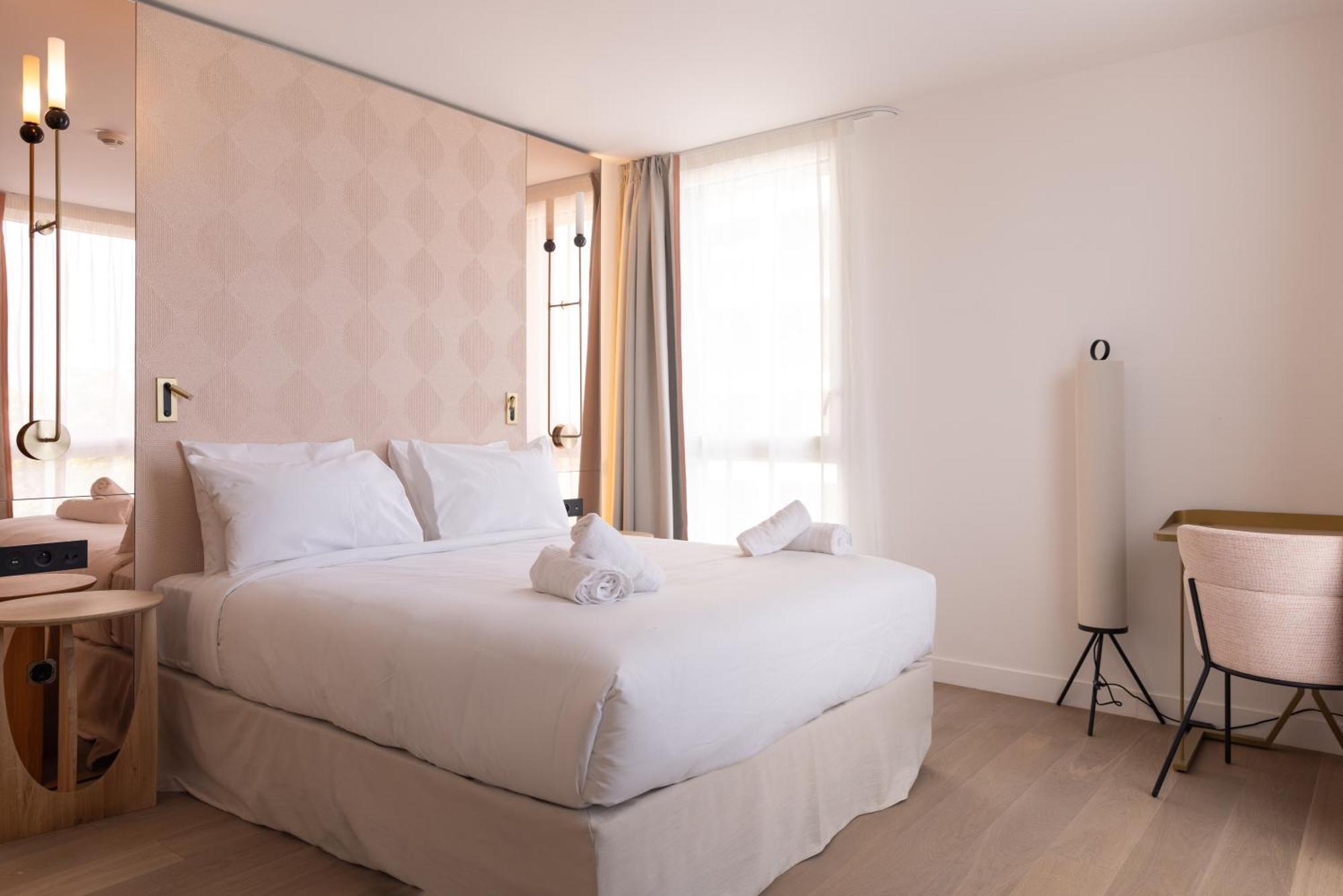 Hotel Kyriad Prestige Paris Asnieres ภายนอก รูปภาพ